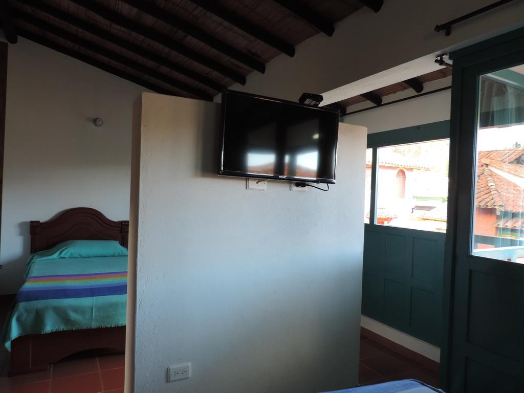 Hotel Los Geranios Duitama Ruang foto