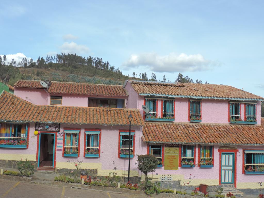 Hotel Los Geranios Duitama Bagian luar foto
