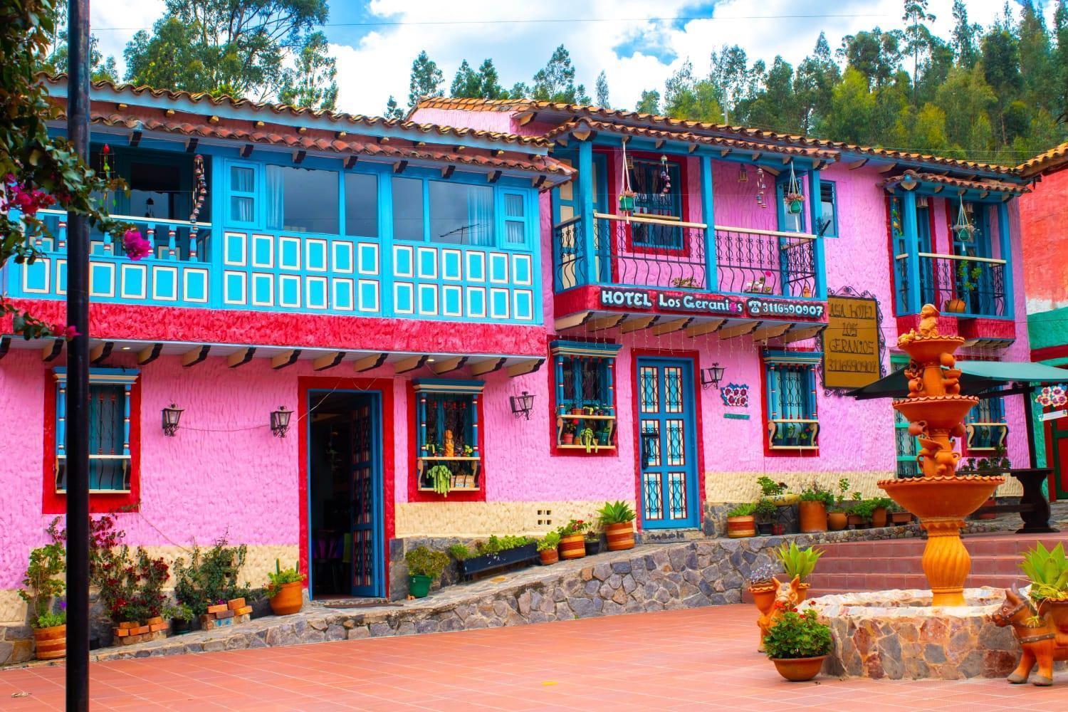 Hotel Los Geranios Duitama Bagian luar foto