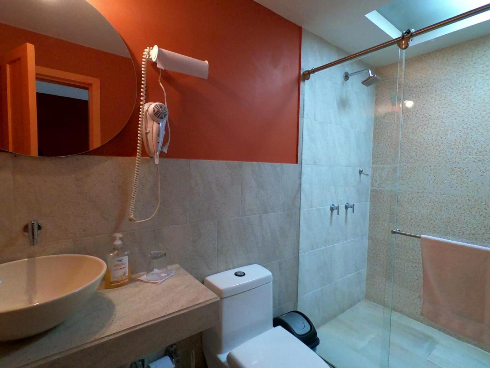 Hotel Los Geranios Duitama Bagian luar foto