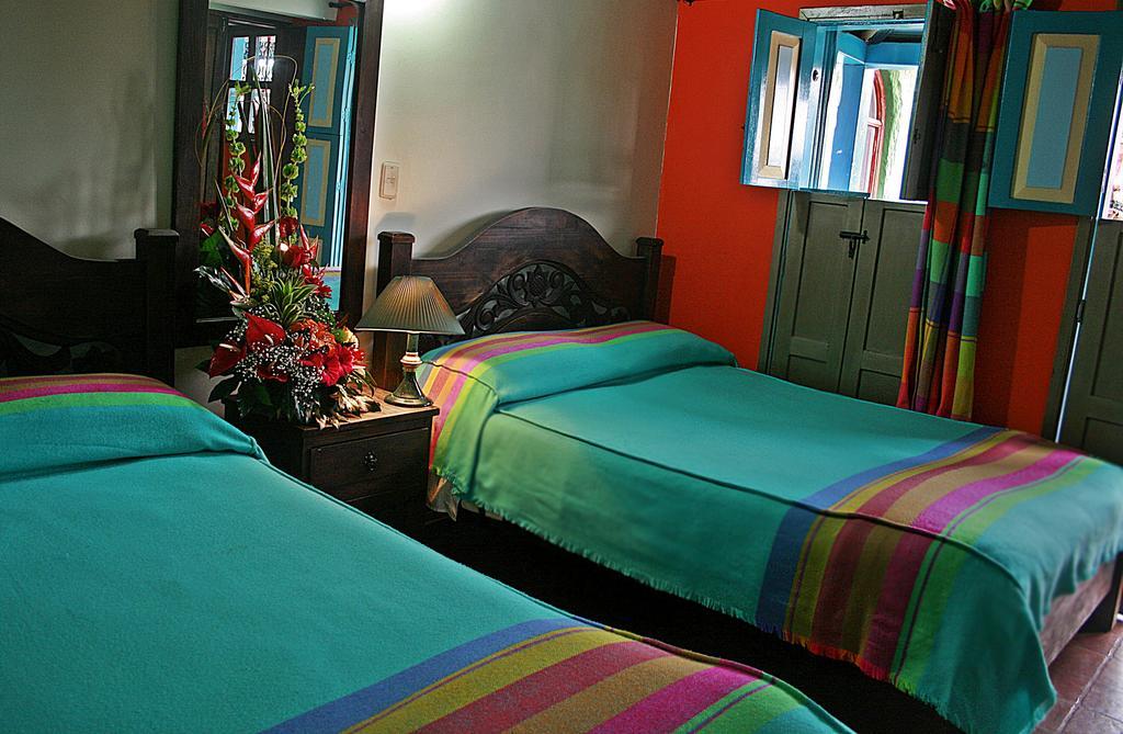 Hotel Los Geranios Duitama Ruang foto